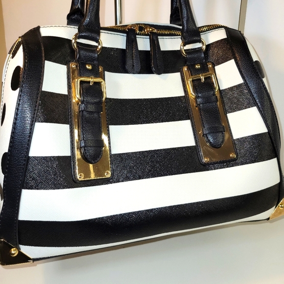 Aldo Black and White Handbag - Picture 2 of 9